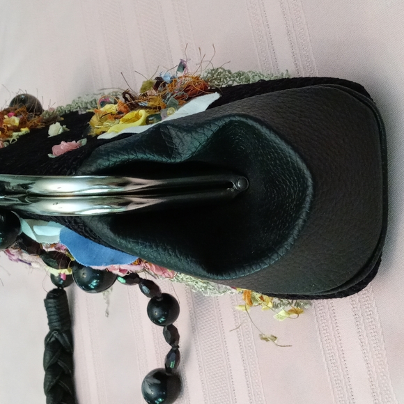 Mary Frances  handbag - Picture 4 of 10